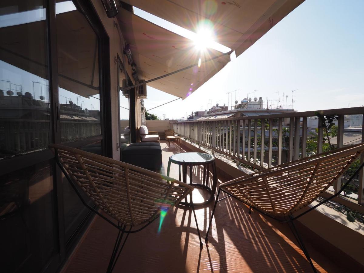 Апартаменты Sophia's Penthouse With Jacuzzi And Acropolis View From Big Terrace *